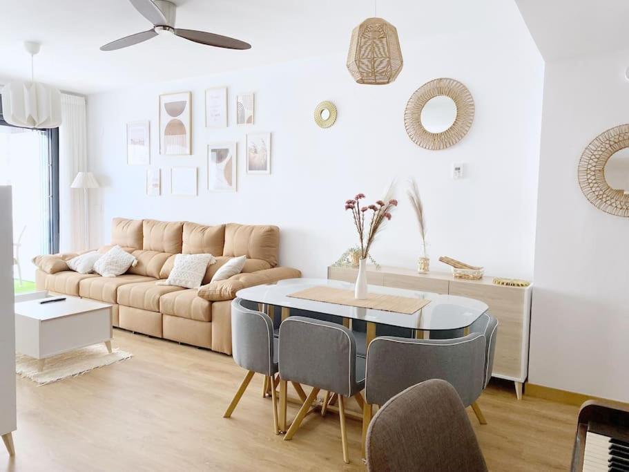 Casa Del Mar Luxury. Primera Linea De Playa Almeria Bagian luar foto
